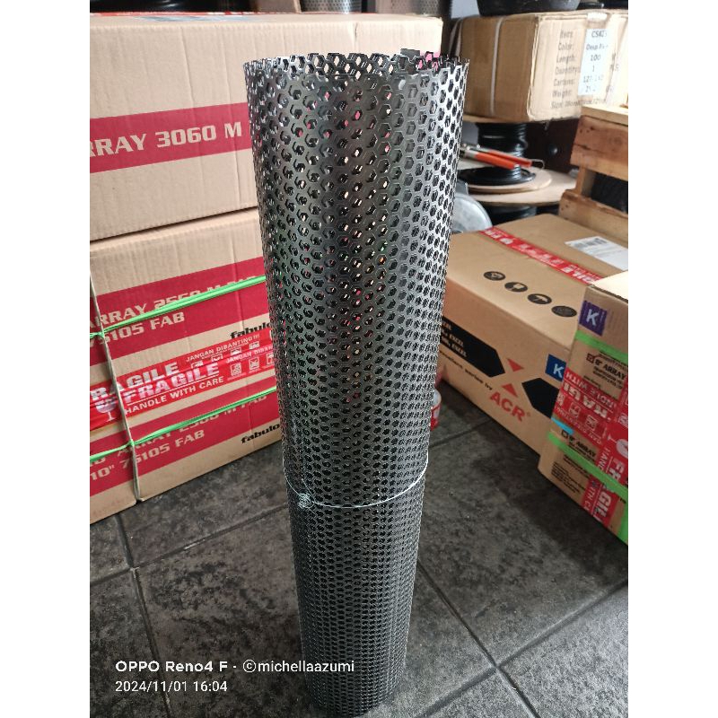 grill / ram / tutup box speaker ukuran 60x120 lubang segi6 tebal 0.8