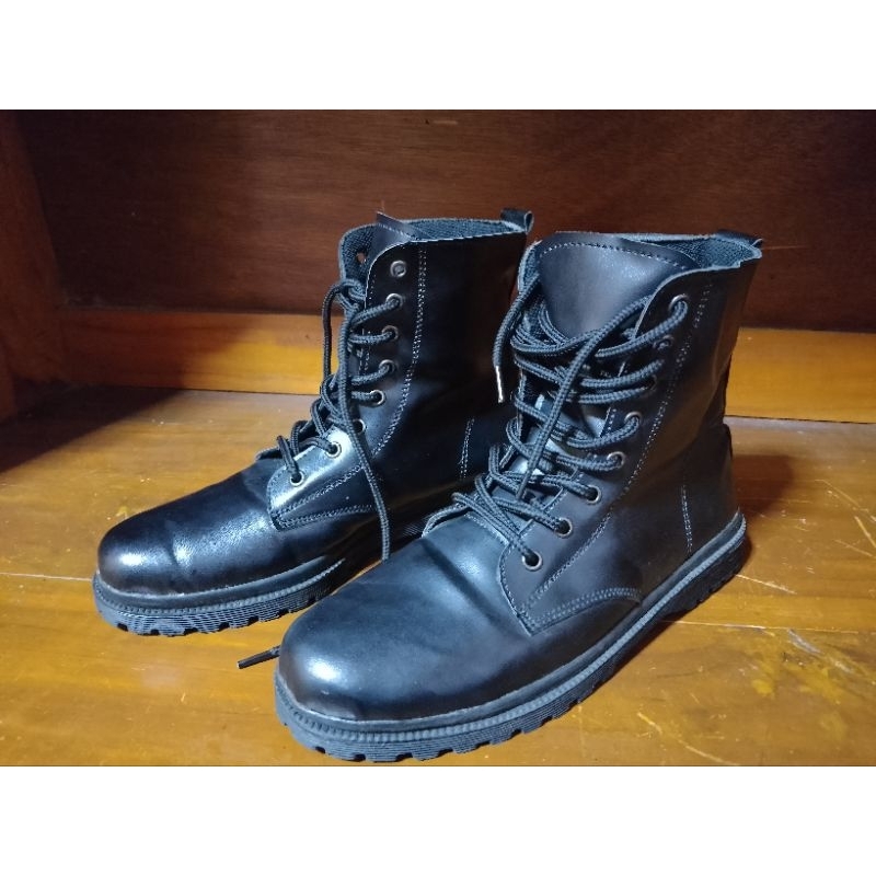 Preloved second sepatu boots wanita