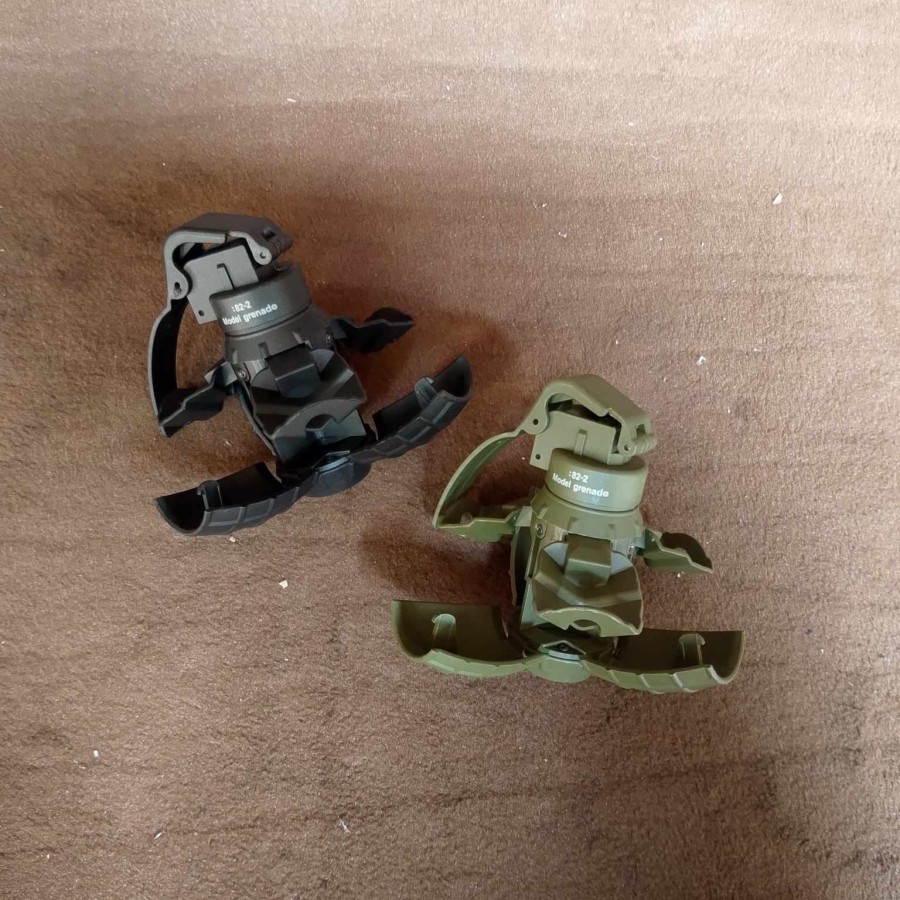 Mainan Dummy Model US M82-2 Hand Grenade/Granat Spring (Bisa Dipakai Berkali-Kali)