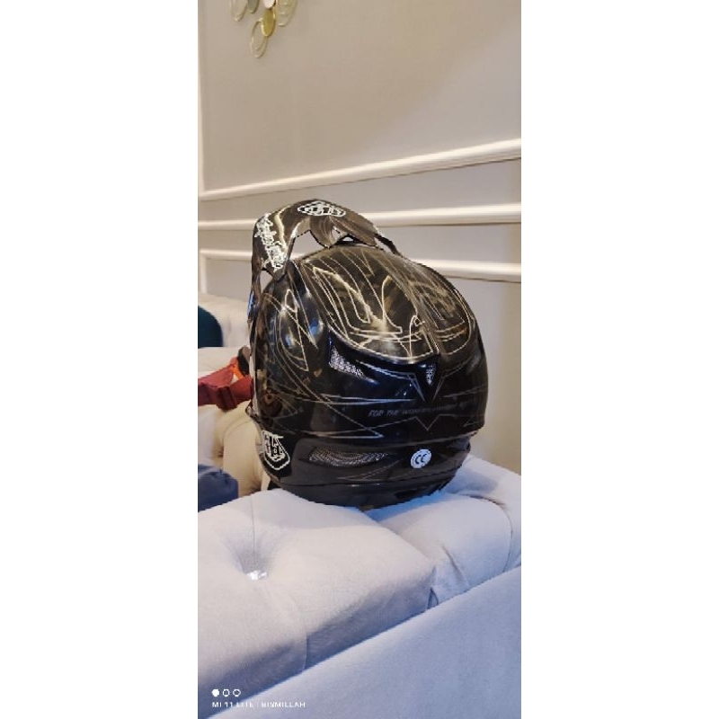 helm tld d3 carbon