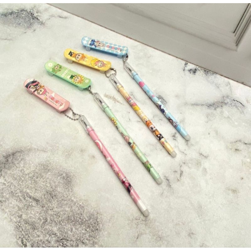 

Pulpen Gantungan Skateboard Labubu Pen Skateboard Labubu Viral Pen Gel Labubu Kekinian Termurah