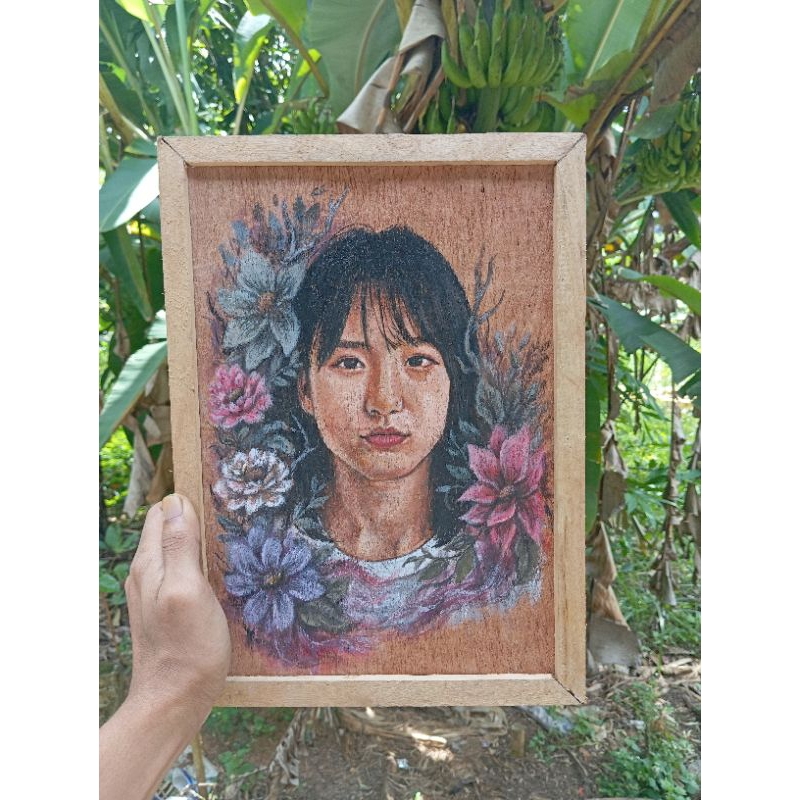 Custom Lukisan Wajah Kulit Kayu