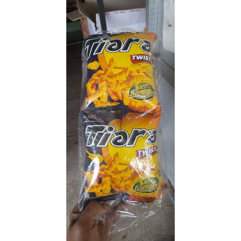 

GROSIR SNACK TIARA TWIST BERHADIAH ECER 2000 1 PACK ISI 10 PCS