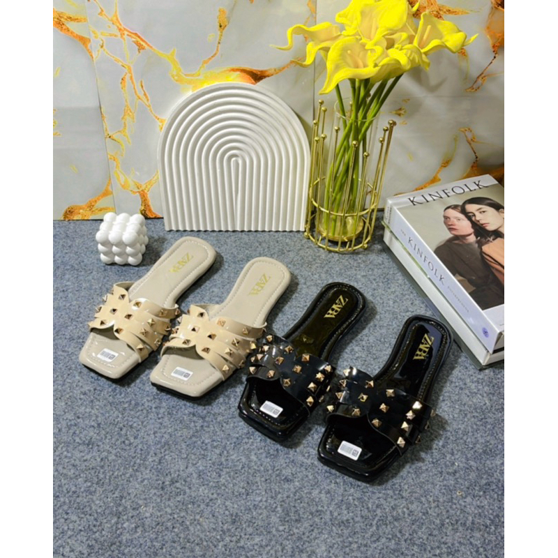 Sandal Selop Zara Flat Kelabang Piramida Sandal Wanita Glossy Kekinian Kode SMU03