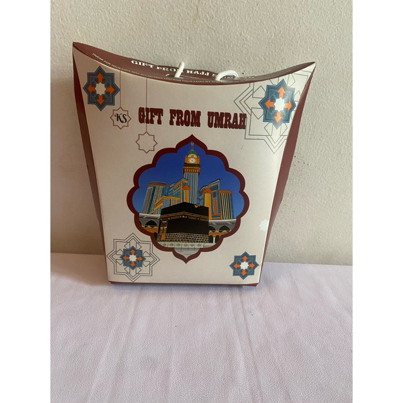 

Dus Tali Oleh Oleh Haji I Box Kabah Motif Baru 1 pak isi 50 pcs I tenteng dus tali goodie bag paketan