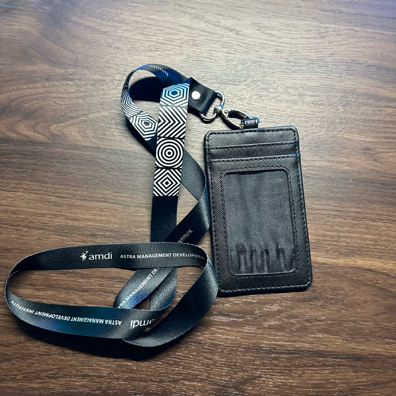 

Lanyard Astra AMDI - Eksklusif dan Profesional