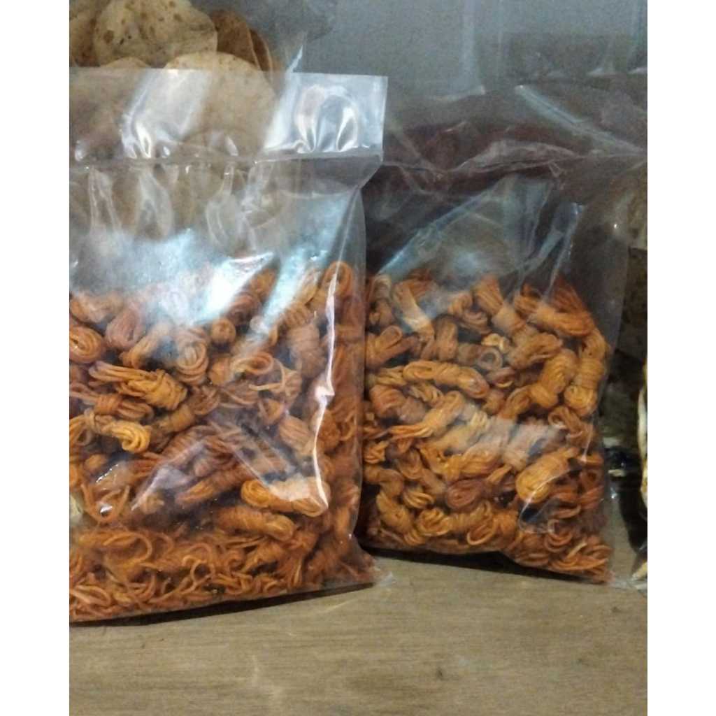 

AR Snack MIE GULUNG PEDAS 250 GR