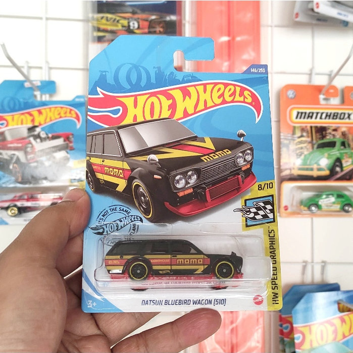 HOT WHEELS REGULER DATSUN BLUBIRD WAGON 510 MOMO BLACK/HITAM