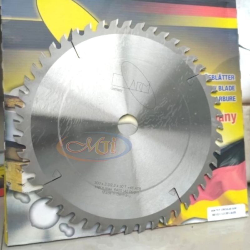 Mata gergaji AKM 12 Inch mata gergaji belah kayu circular saw 12 inch x 28T AKM Made In Germany