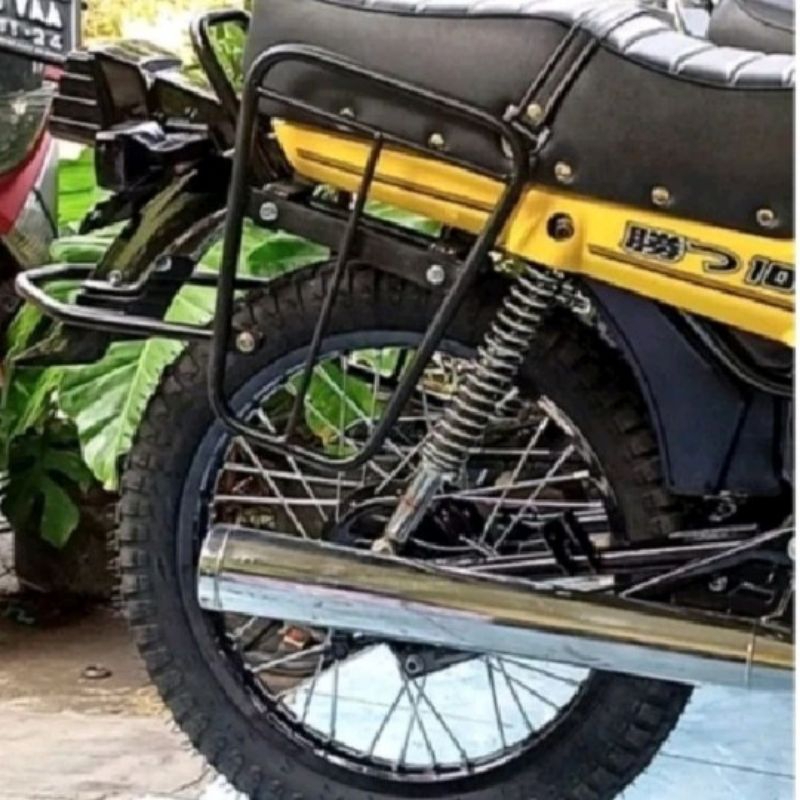 BRACKET SIDE BAG/DUDUKAN TAS SAMPING  MOTOR HONDA WIN