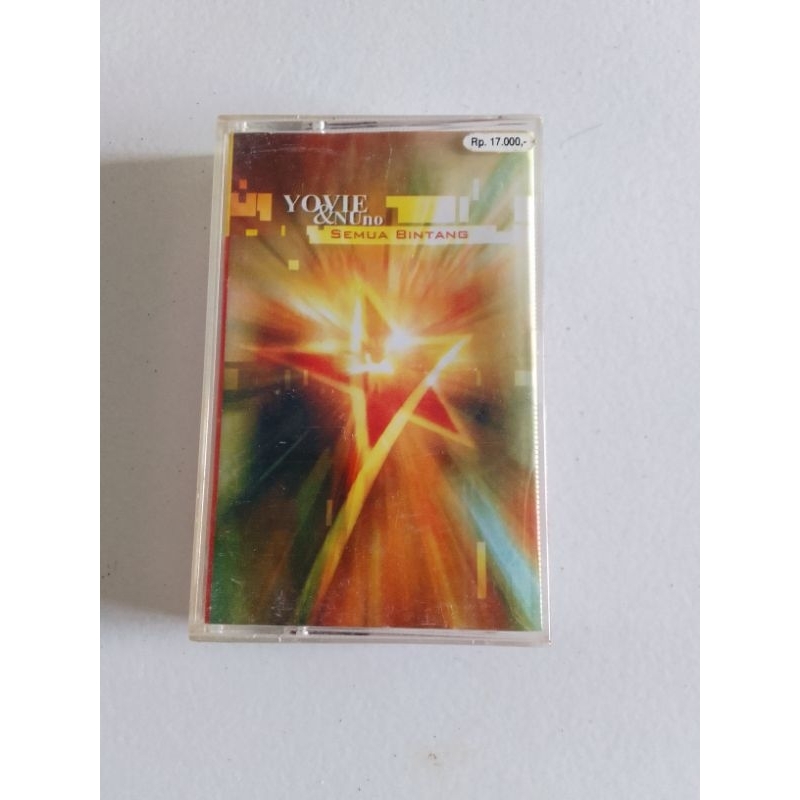 kaset pita yovie & nuno"semua bintang"