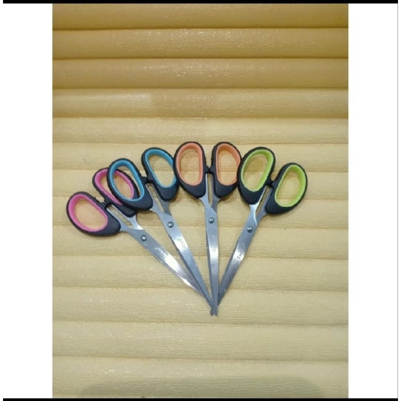 

(1 PCS) GUNTING KERTAS / GUNTING OVAL /GUNTING RENTENG / GUNTING ESELON MURAH