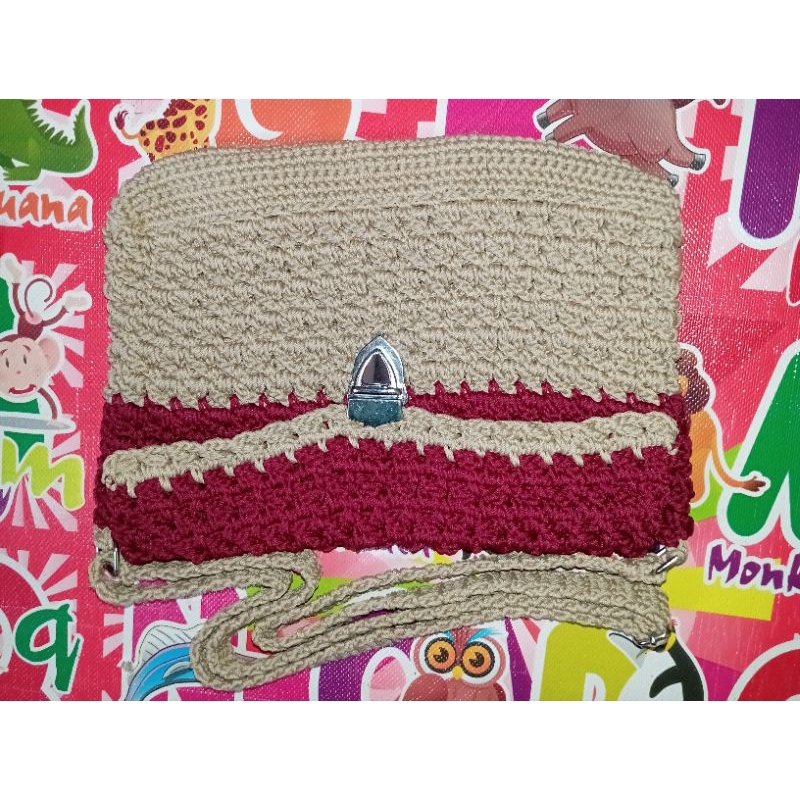 tas rajut untuk hp dan make up