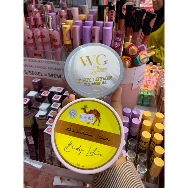 WG body lotion dan Dubai Body Lotion Dosting pemutih badan