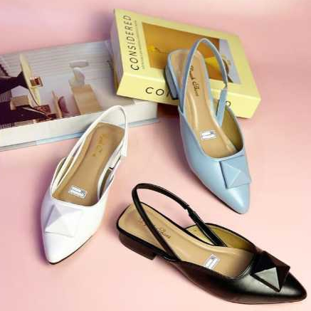 Sepatu Wanita Dyah Shoes / Sepatu Wanita Slip Kekinian Heels Rendah / Sepatu Wanita Modern kerja kul