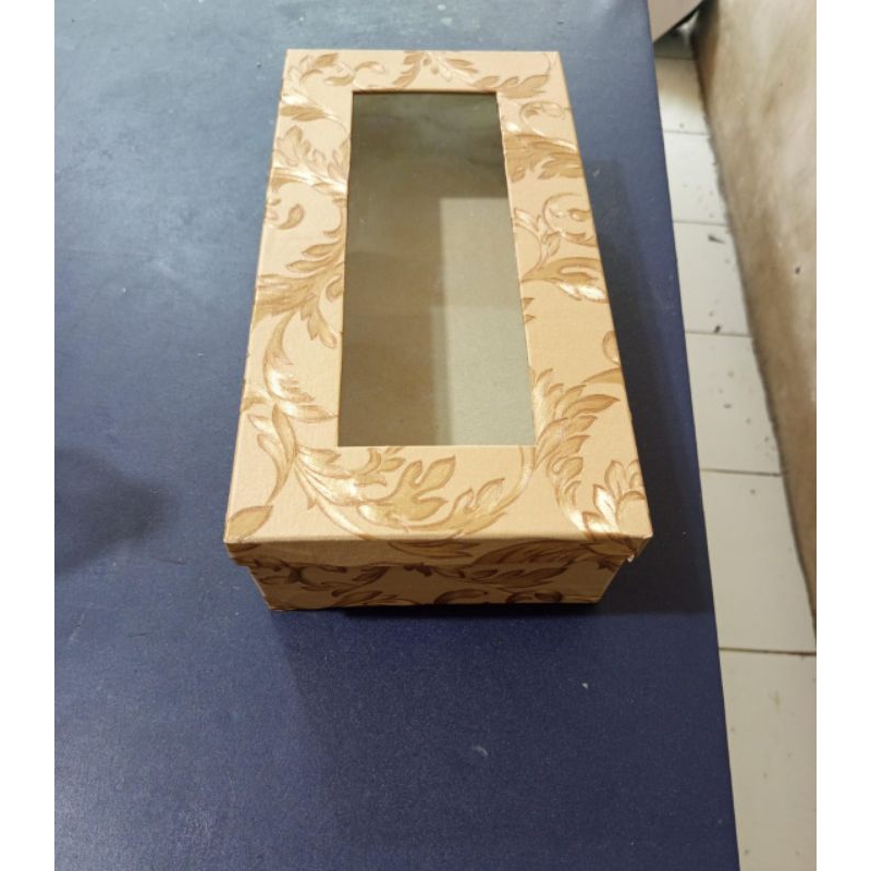 

kotak mukena /kotak kue toples isi 3 500gr (ukuran box/kotak 15×30×7,5
