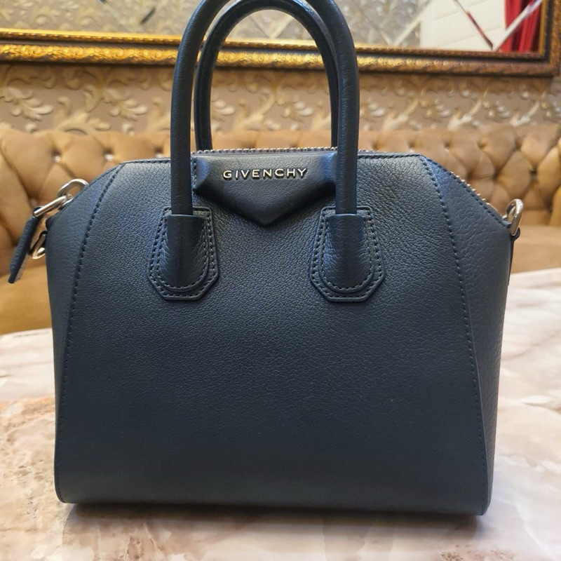 Givenchy Antigona mini 2018 second bekas Asli Ori
