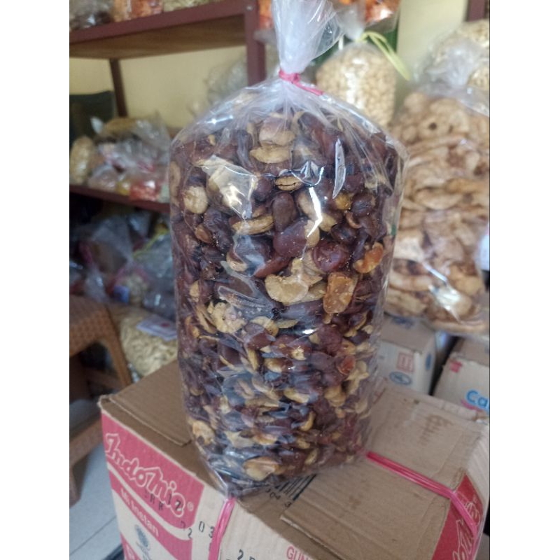 

GROSIR 1Ball KACANG KORO KULIT PREMIUM asin gurih mantap isi 4kg