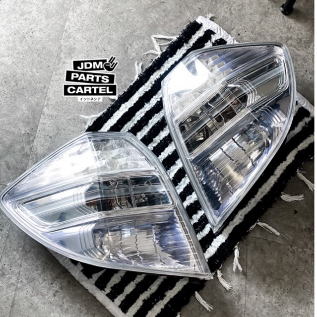 Stoplamp/Lampu Belakang Fit Clear Hybrid Honda Jazz Ge8 Original pnp 2008-2013 (1 set kanan kiri)
