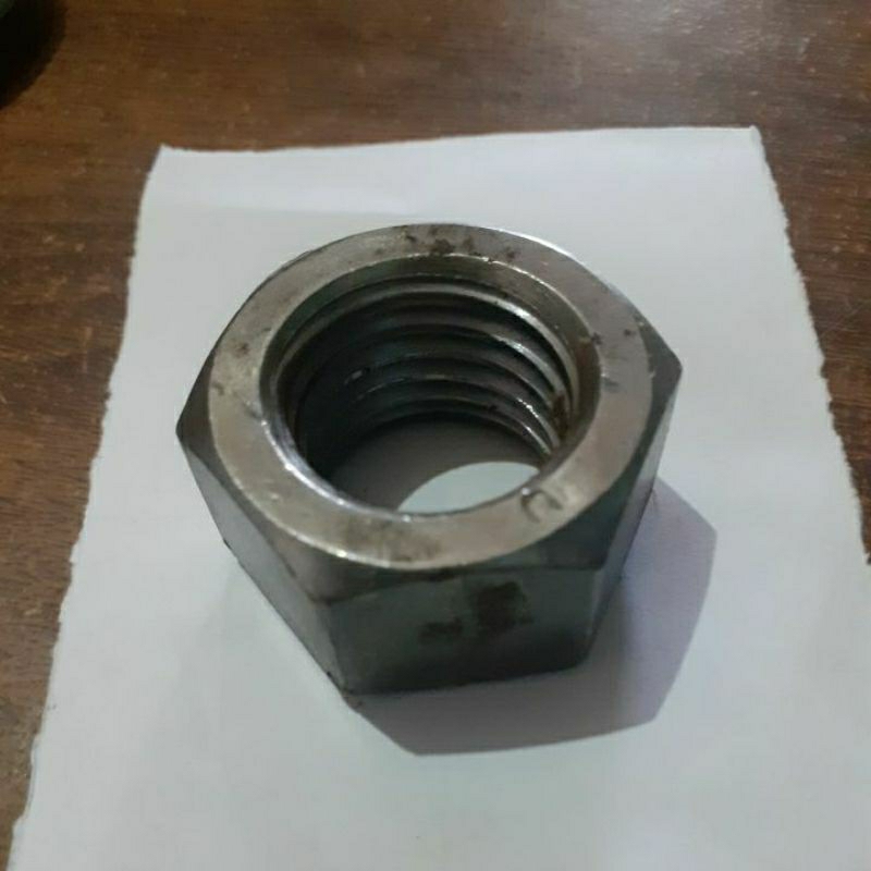 mur as roda/nut as roda TRACKTOR TL 800(baja)