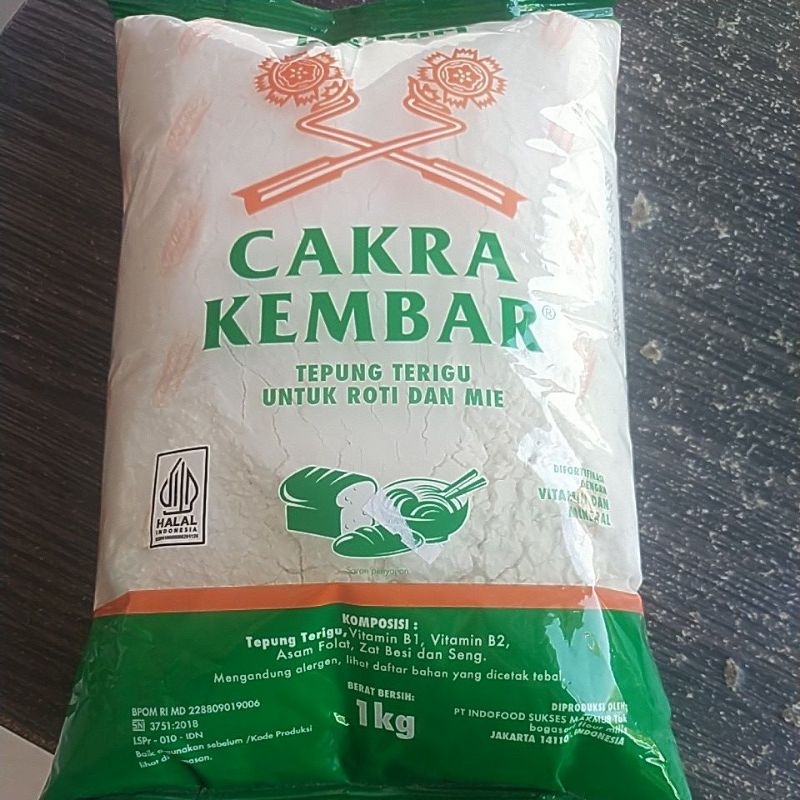 

Tepung Terigu 1kg Cakra Kembar