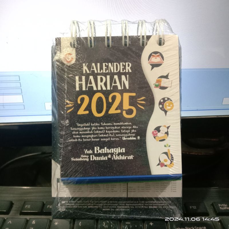 

Kalender Harian Muslim 2025 - Kalender Duduk - Kalender Meja / Kalender Hijriyah