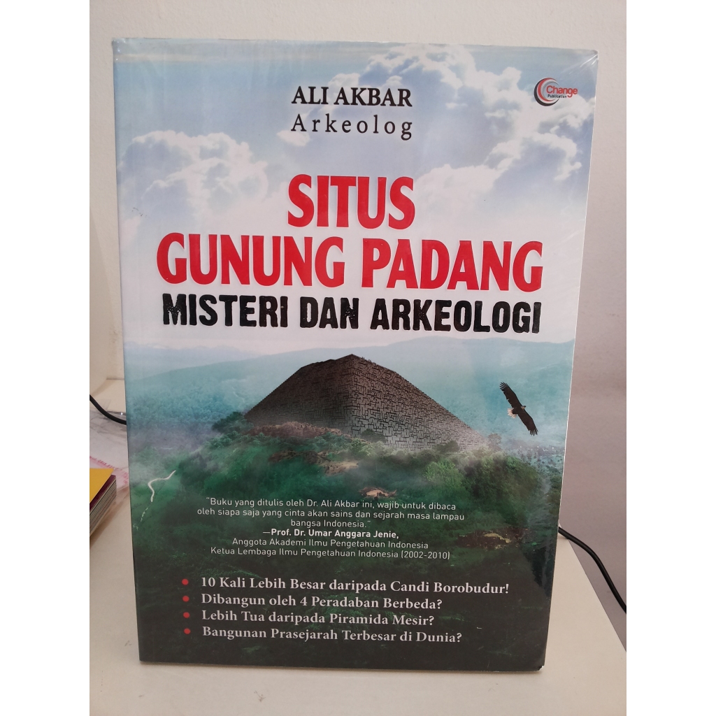 Buku Situs Gunung Padang Misteri dan Arkeologi --- Ali Akbar