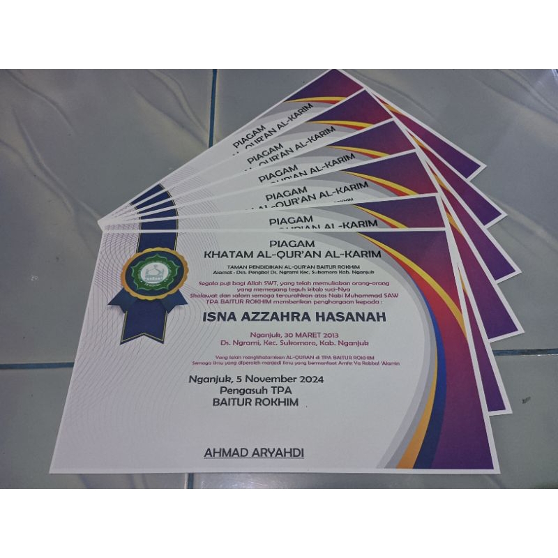 

cetak piagam kejuaraan custom