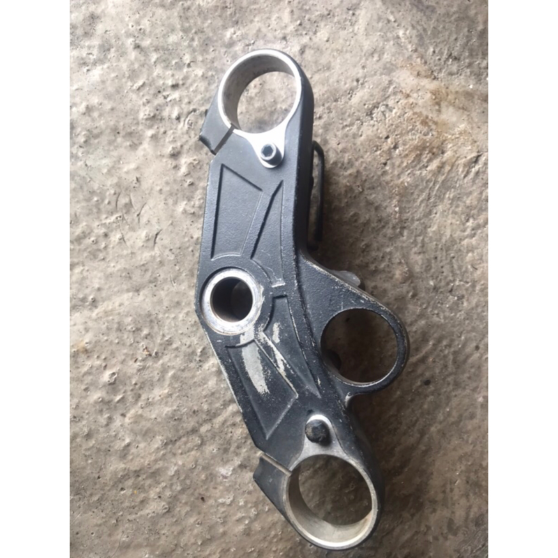 Segitiga Atas yamaha R25 mt25