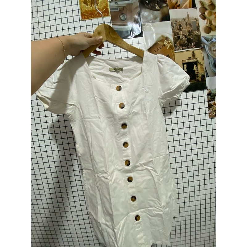 dress putih brand ADA preloved / dress kancing putih preloved