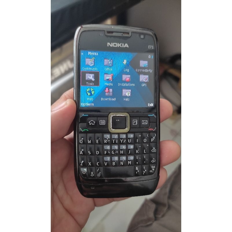 Nokia E71 BAHAN