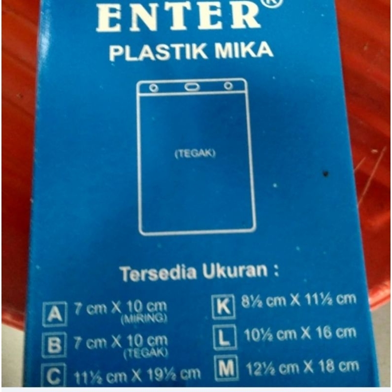 

Plastik Mika ID Card ENTER uk M (12,5 x 18 cm) - Pack isi 100 lembar.