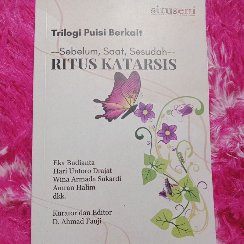 SituSeni: Ritus Katarsis, buku kumpulan puisi Para guru serta para tamu