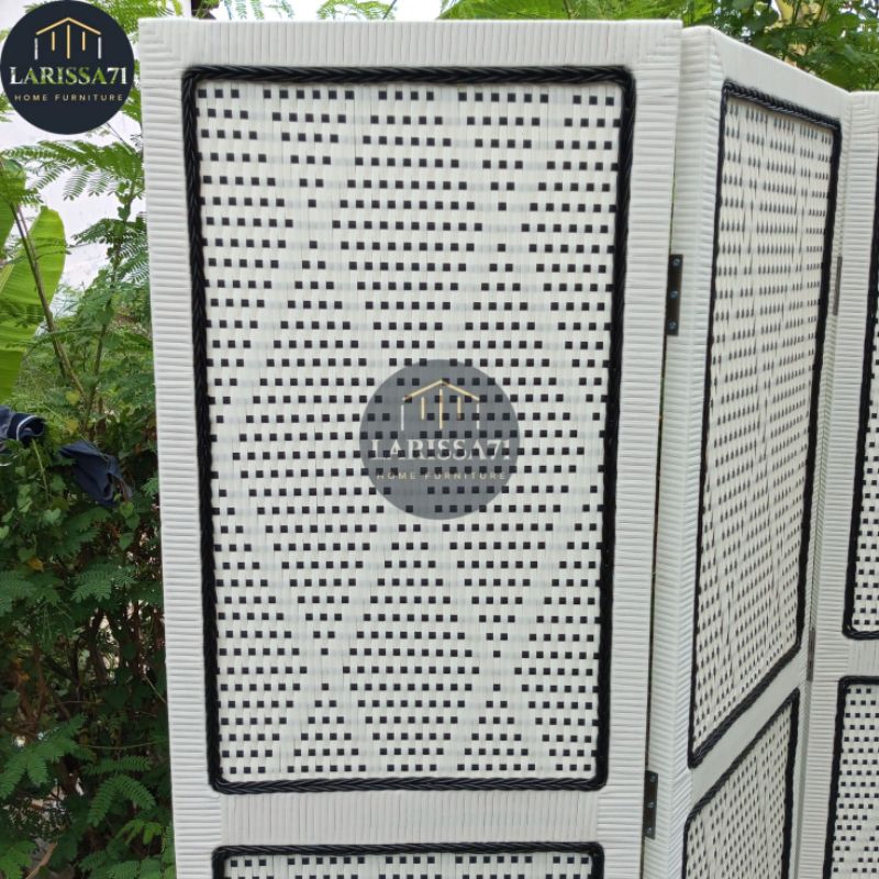 Sketsel Pembatas Ruangan Rotan Sintetis Murah