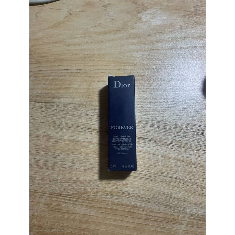 dior foundation travel size