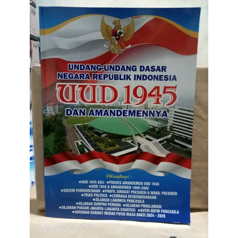

Buku UUD Negara Republik Indonesia