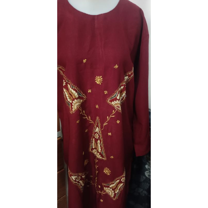 pl Gamis atasan/ Longtunik maroon Variasi gambar batik benang Gold Cantik
