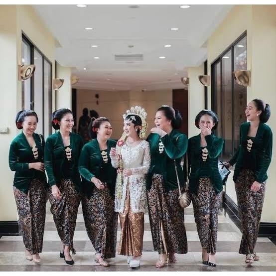 Kebaya Modern Bludru Jawa Melar Atasan Kebaya Beludru Kutu Baru Murah Grosir Baju Adat Kebaya Wanita