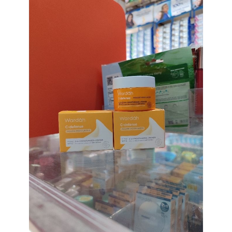 WARDAH C-DEFENSE MOUSSE MOISTURIZER