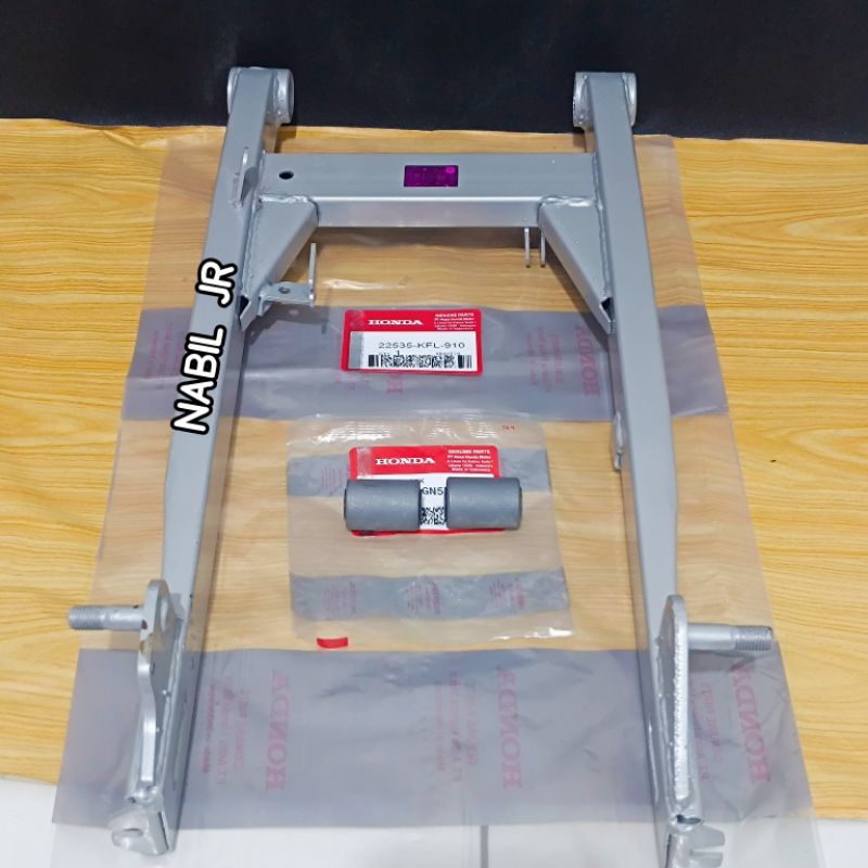 SWING ARM + BOSH ARM SASIS CAPIT UDANG KFL HONDA SUPRA FIT NEW ORIGINAL