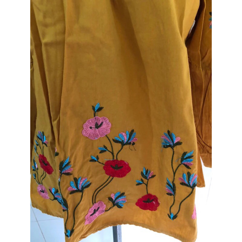 BLOUSE KATUN BORDIR