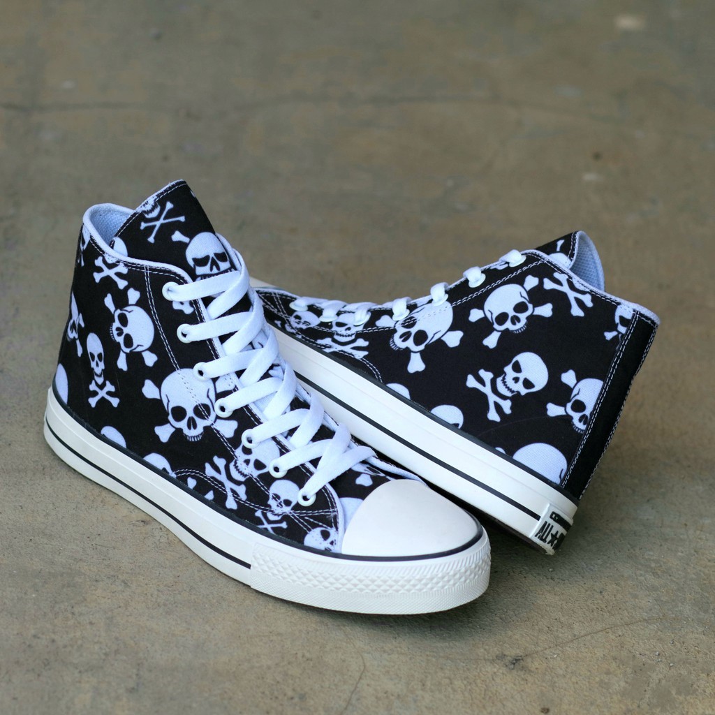 CONVERSE ALLSTAR SEPATU PRIA MOTIF SKULL