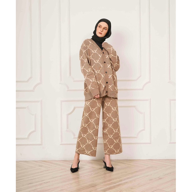 Preloved / PL Monogram Knitwear Set - Vivi Zubedi