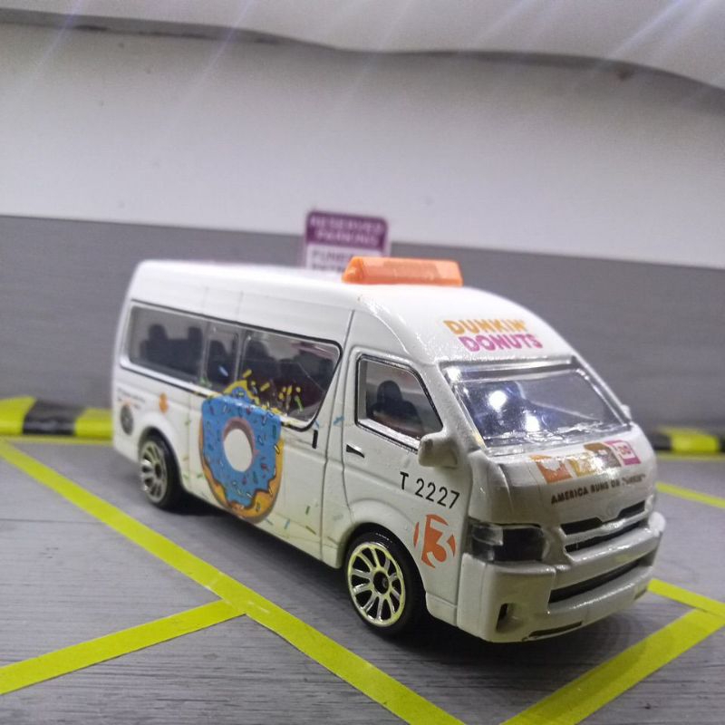 majorette toyota hiace custom