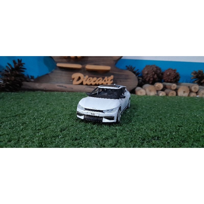 Diecast Miniatur KIA EV6 skala 1:38