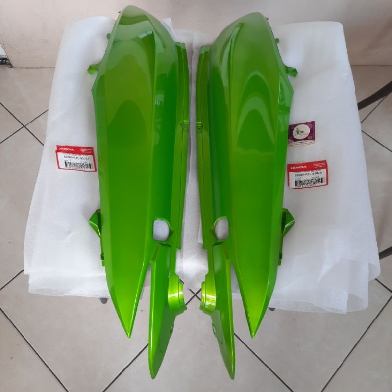 Cover Body Belakang Samping Spacy Karbu FI Hijau Ijo Original AHM