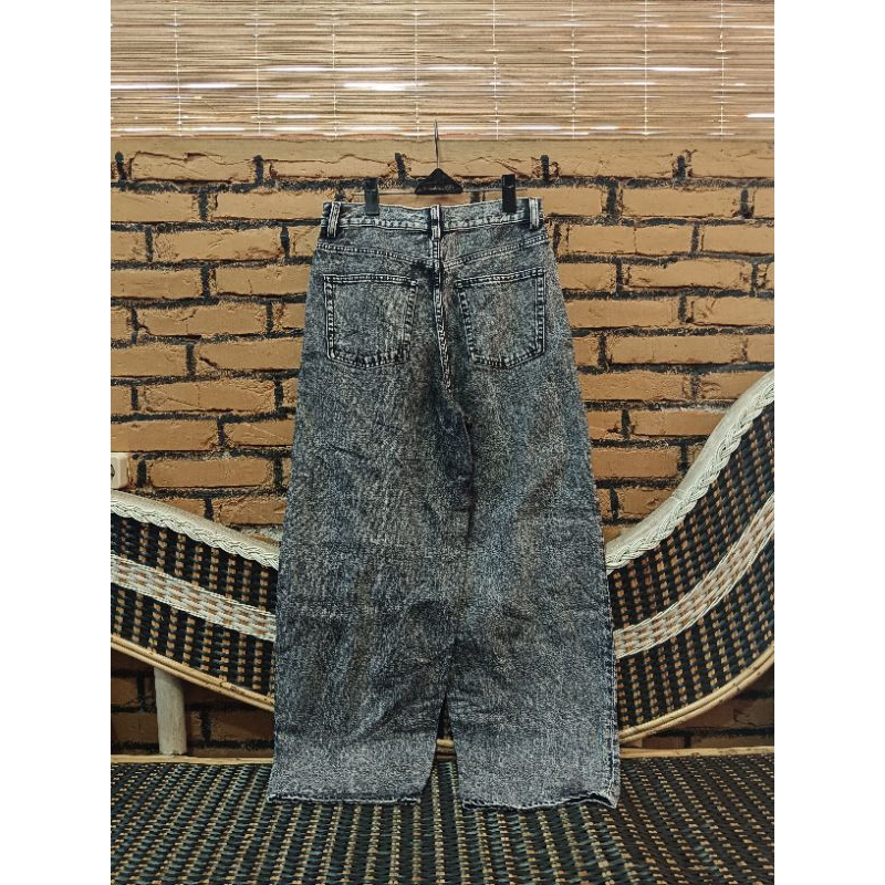 uniqlo baggy grey