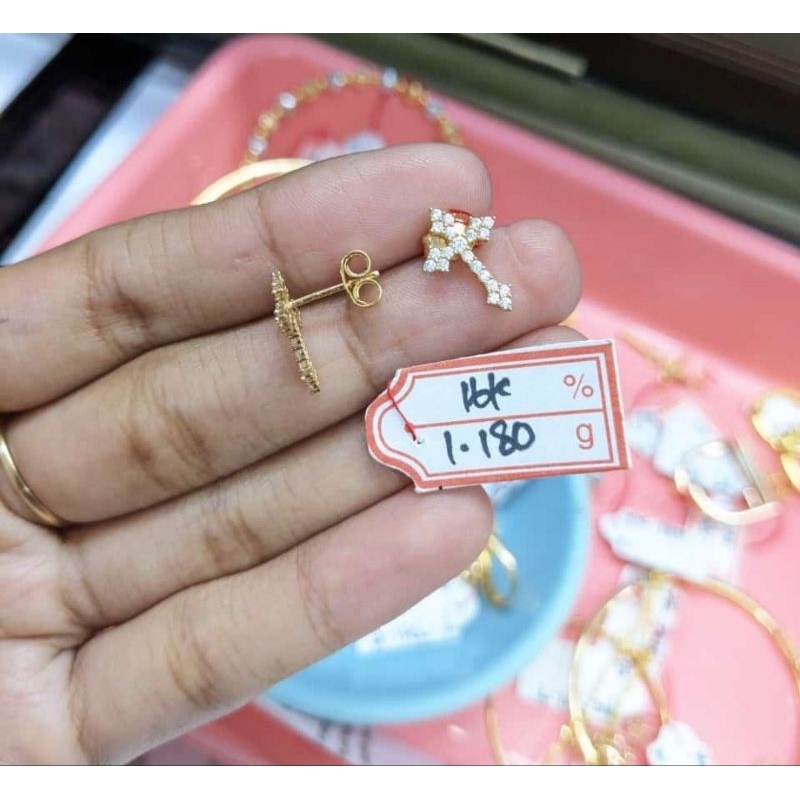 Anting emas 70 salib panah