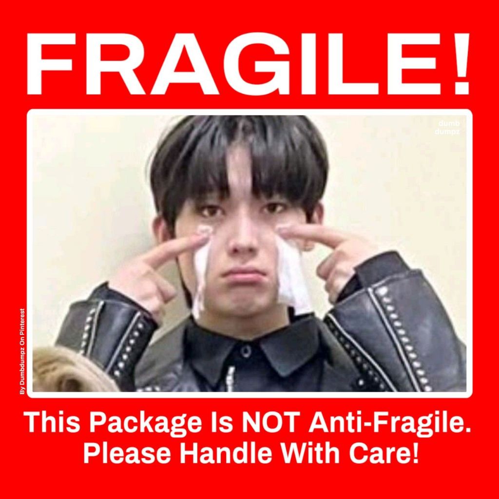 

Custom Sticker Fragile /Stiker Pengiriman Unik / Stiker Fragile Handle With Care