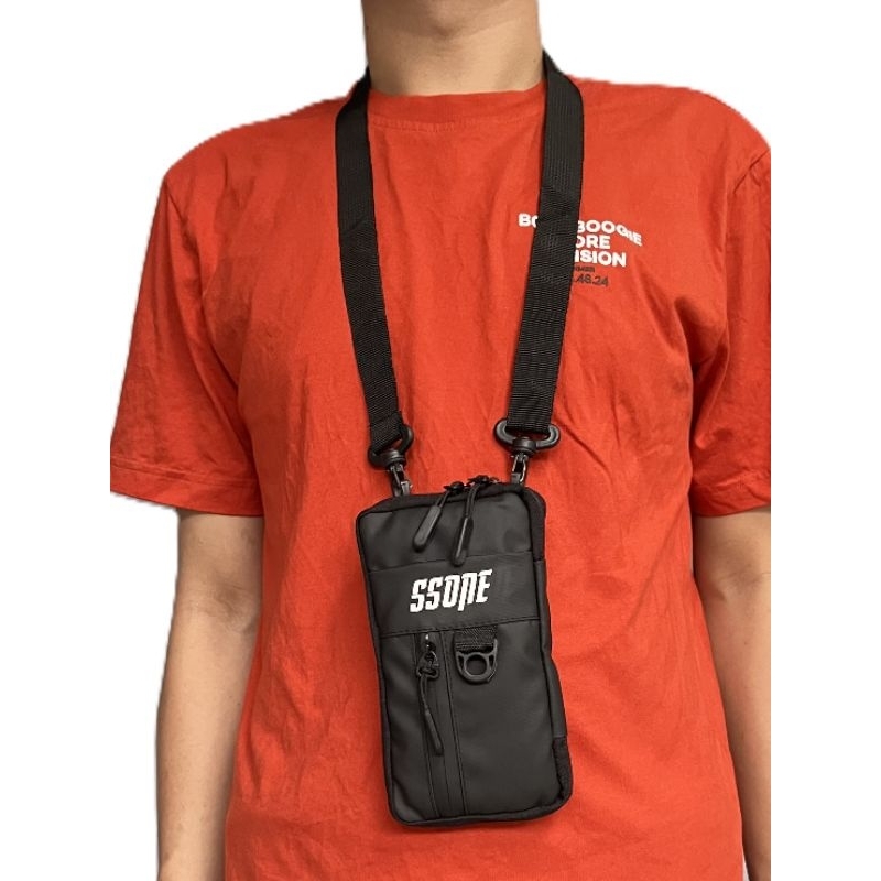 Tas handphone anti air gantung leher pocket slingbag  dompet hp